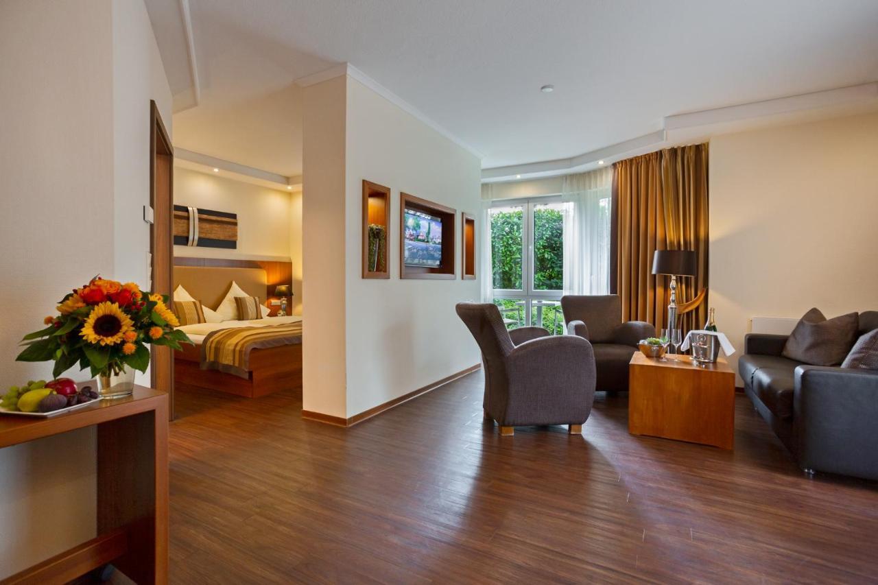 Hotel Mutter-Bahr อิบเบนบูเริน ภายนอก รูปภาพ